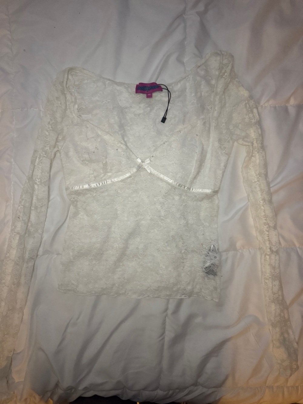 EDIKTED White Lace Long-Sleeve Semi-Sheer Top